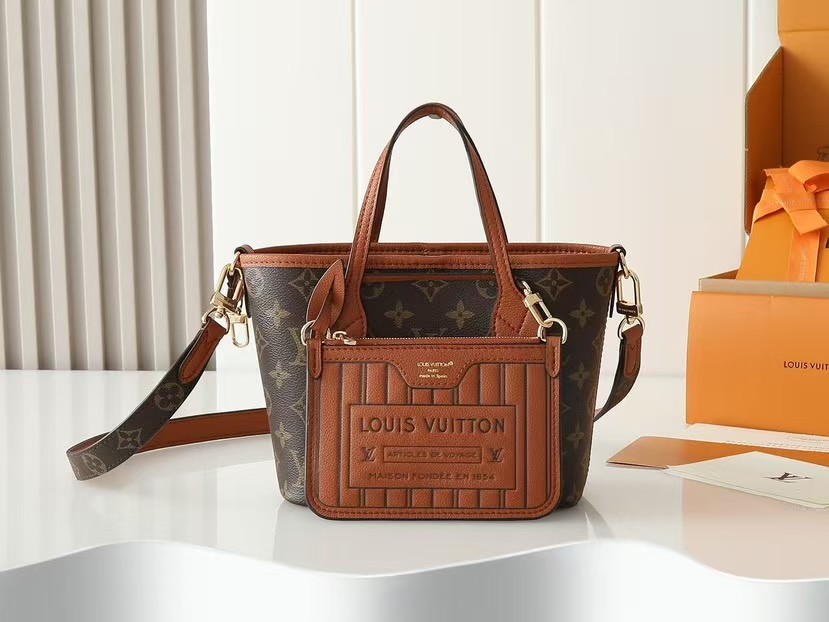 LV Neverfull Bandoulière Inside Out BB Handbag