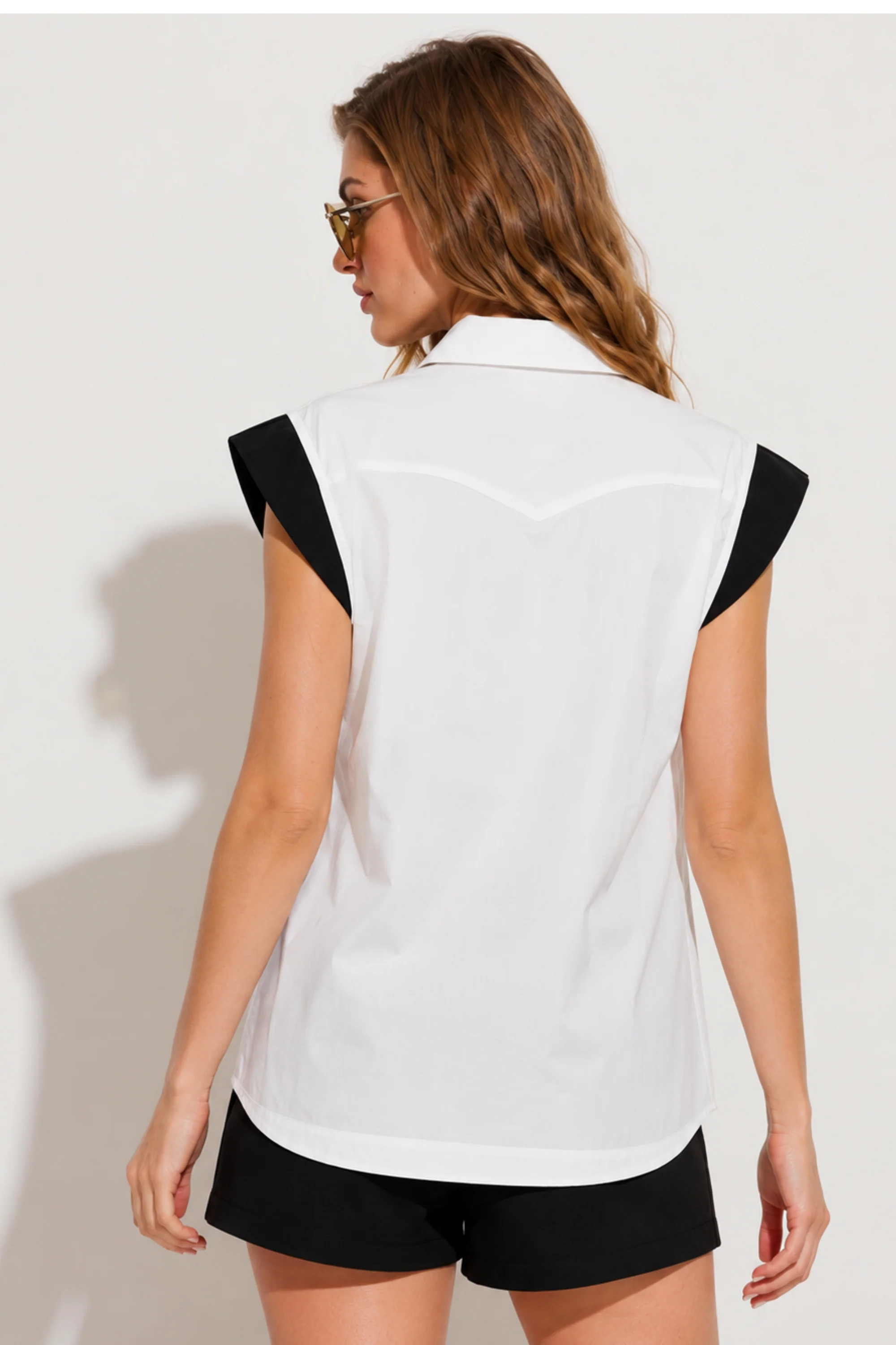 Luna Contrast Collar Shirt