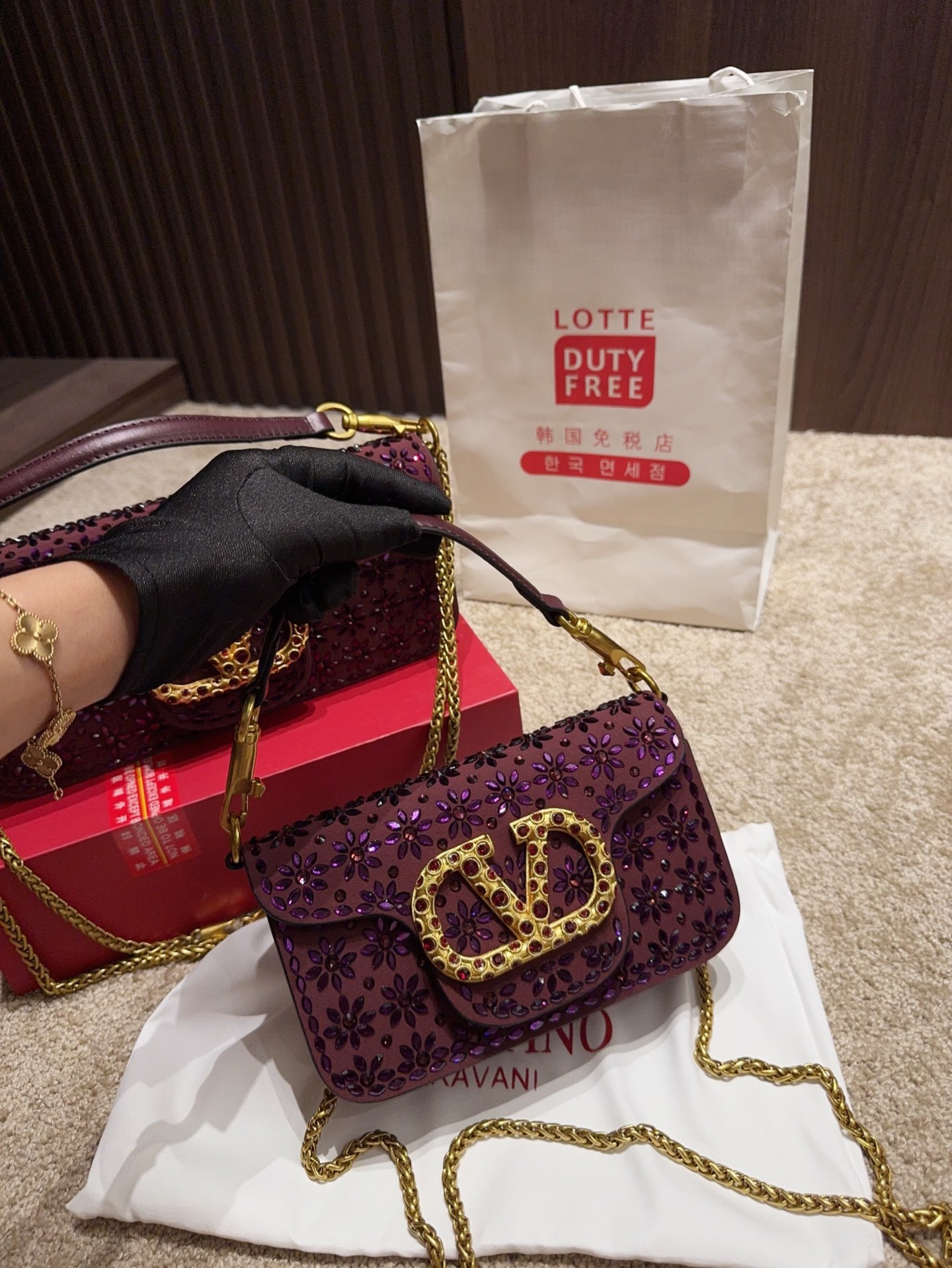 Valentino Garavani Loco Purple Floral Embroidery Sequin Decoration Crystal-Encrusted VLogo Chain Shoulder Bag