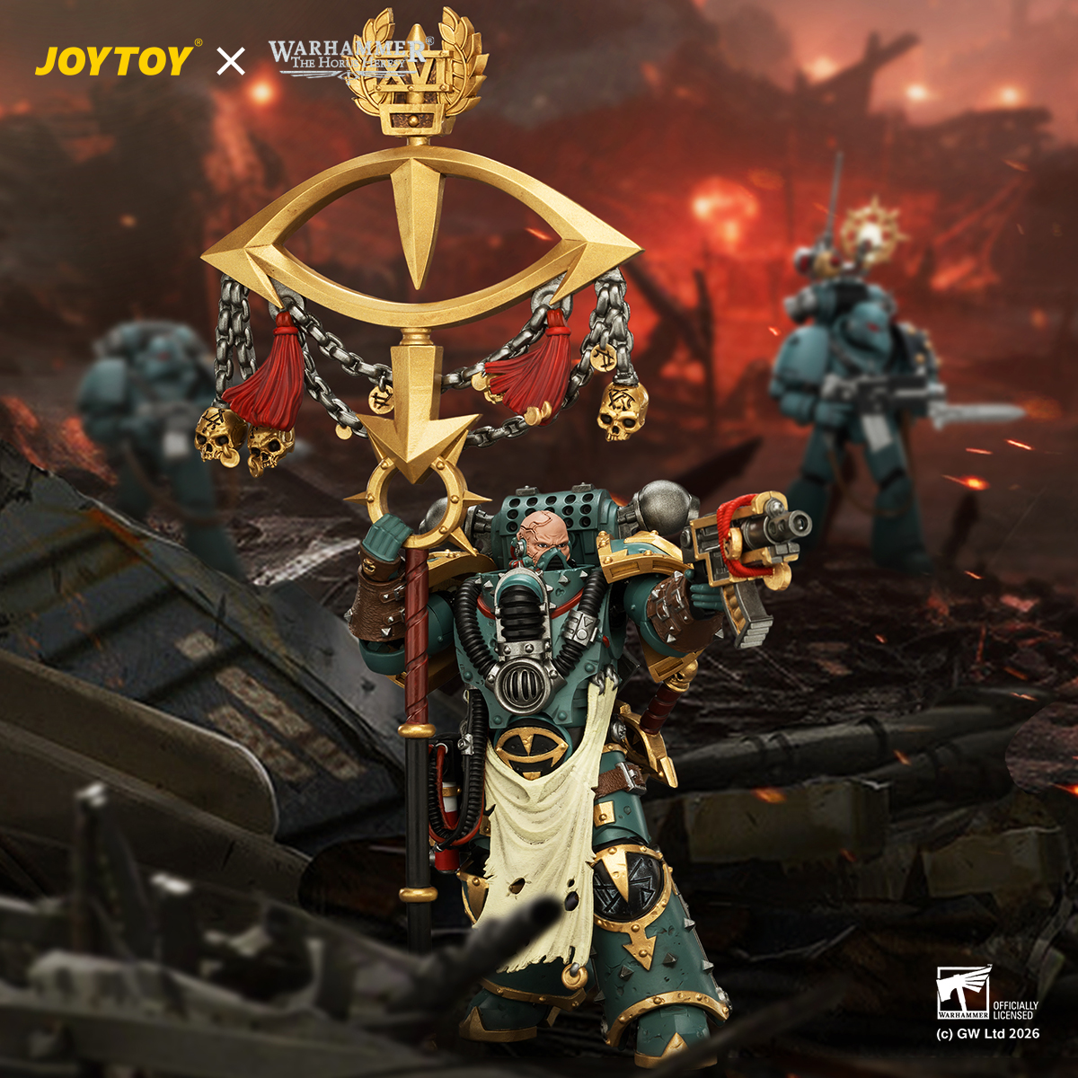 JOYTOY JT04339 Warhammer The Horus Heresy 1:18 Sons of Horus Maloghurst the Twisted the Warmaster's Equerry with Legion Standard and Banestrike Bolter - JOYTOY WORLD