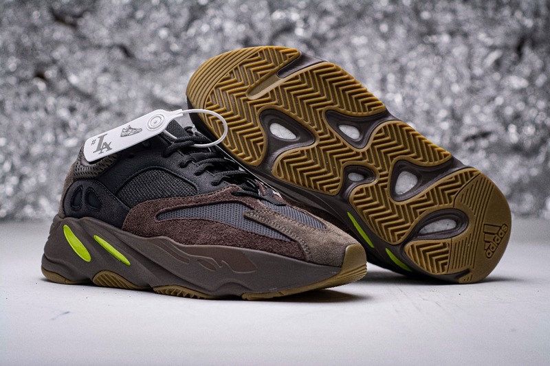 YEEZY 700 RUNNER 36-47 REPLICA