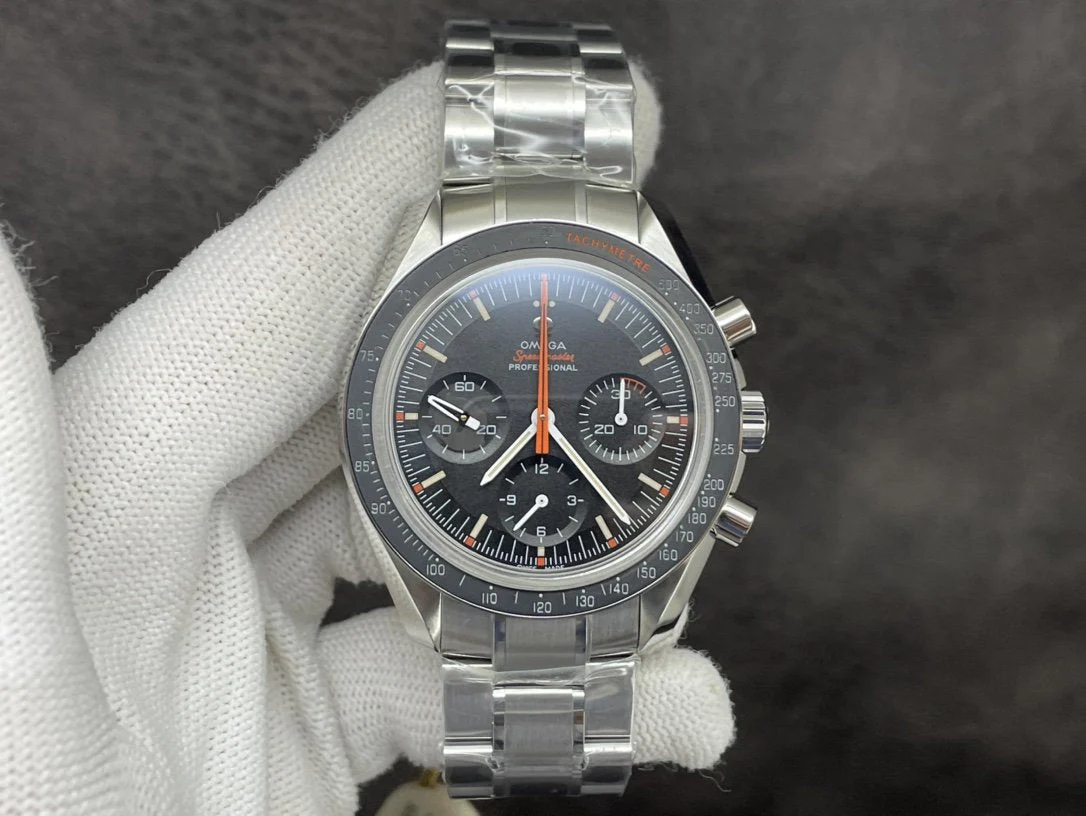 Omega Watch SPEEDMASTER MOONWATCH ULTRAMAN ORANGE HAND