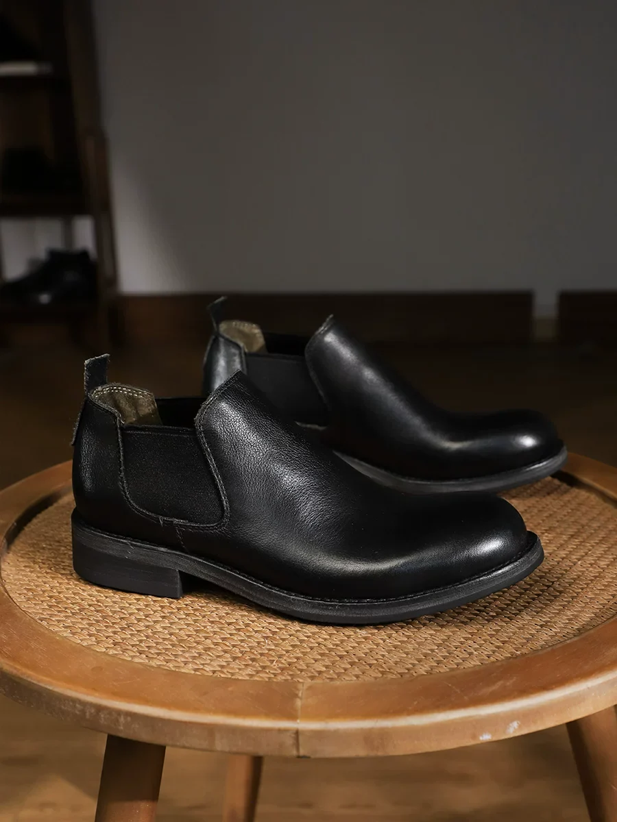 Men's handmade Chelsea casual leather shoes