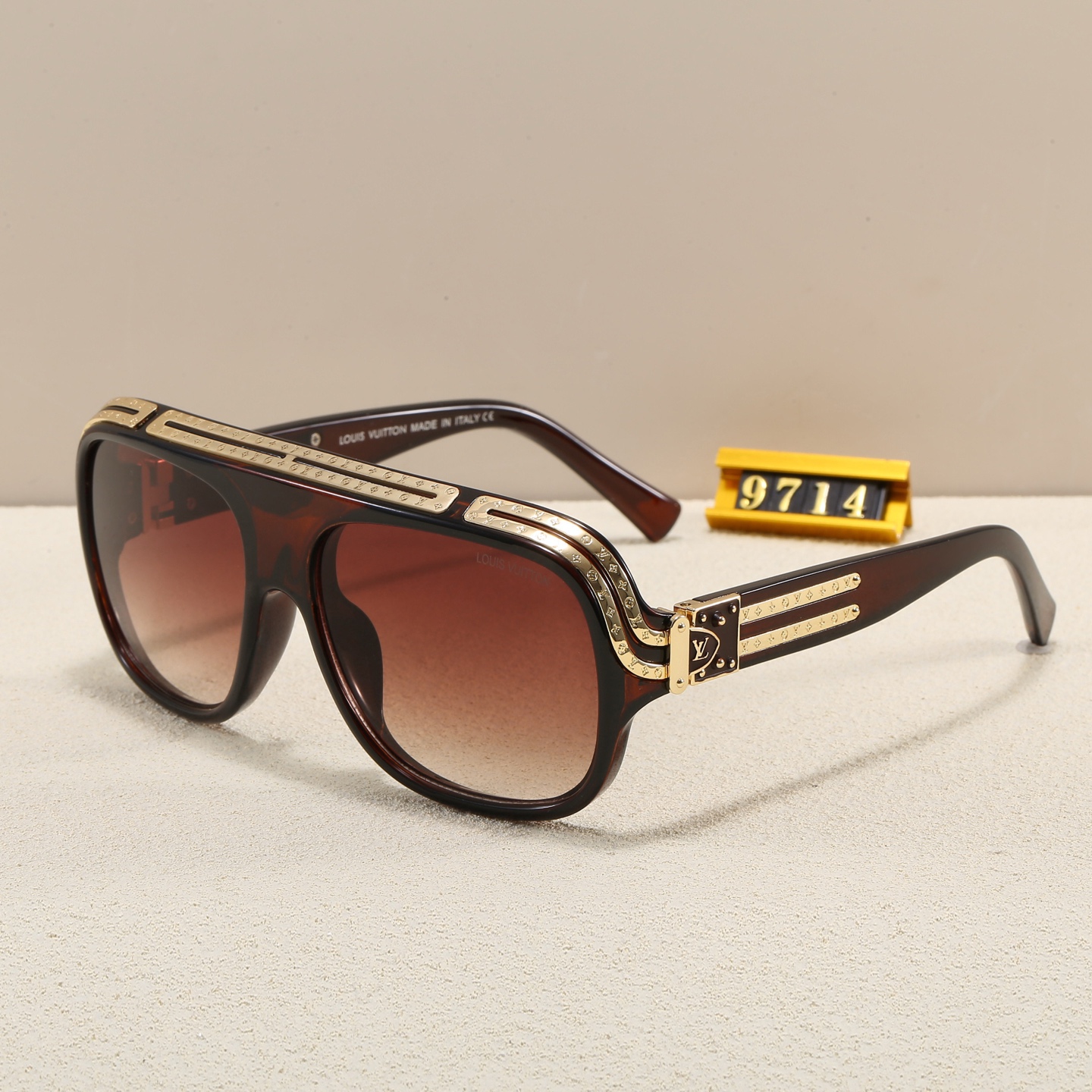 LV Fashionable Sunglasses