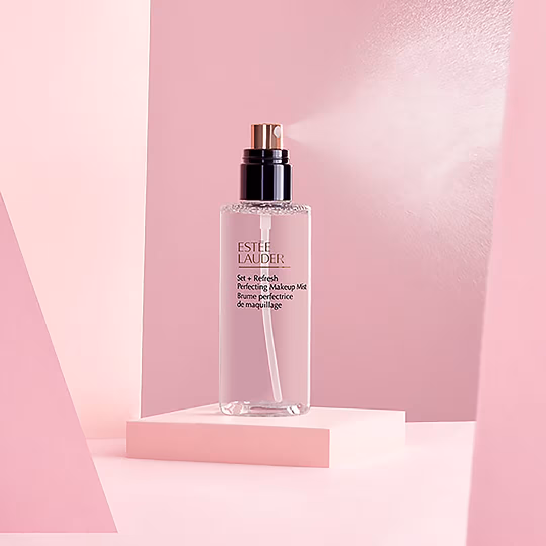 Estée Lauder  Set + Refresh Perfecting Makeup Mist Setting Spray with Electrolytes & Caffeine