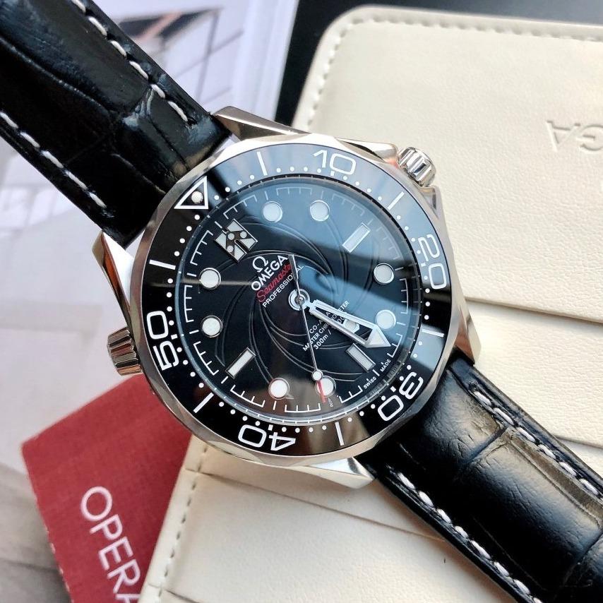 Omega Watch SEAMASTER DIVER 300M CO-AXIAL 42MM 007 BLACK LEATHER