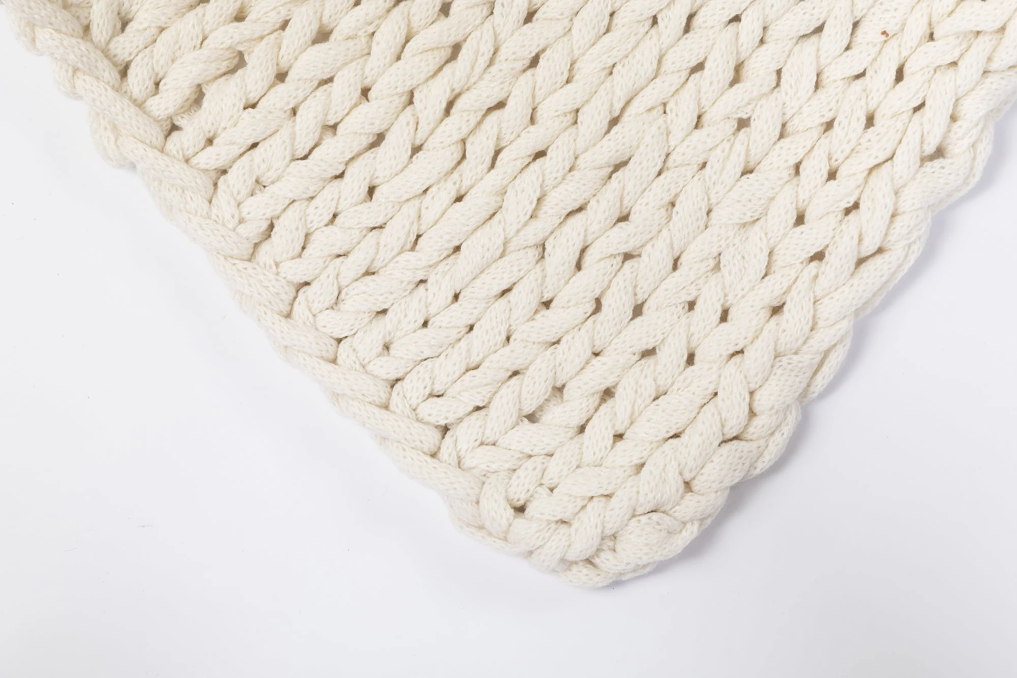 Silver One Super Chunky Knitted Throw Blanket, White, 50" x 60"