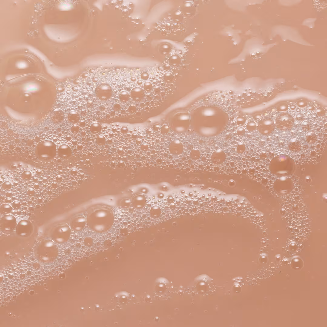 LE MONDE GOURMAND  Fraise Fouettée Milky Body Wash
