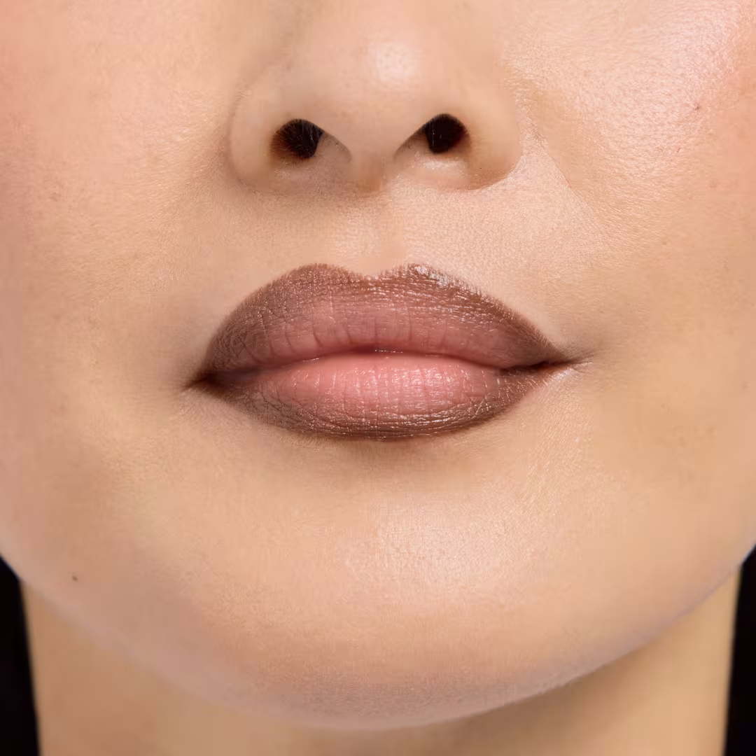 Versed  Lip Frame Defining Lip Liner