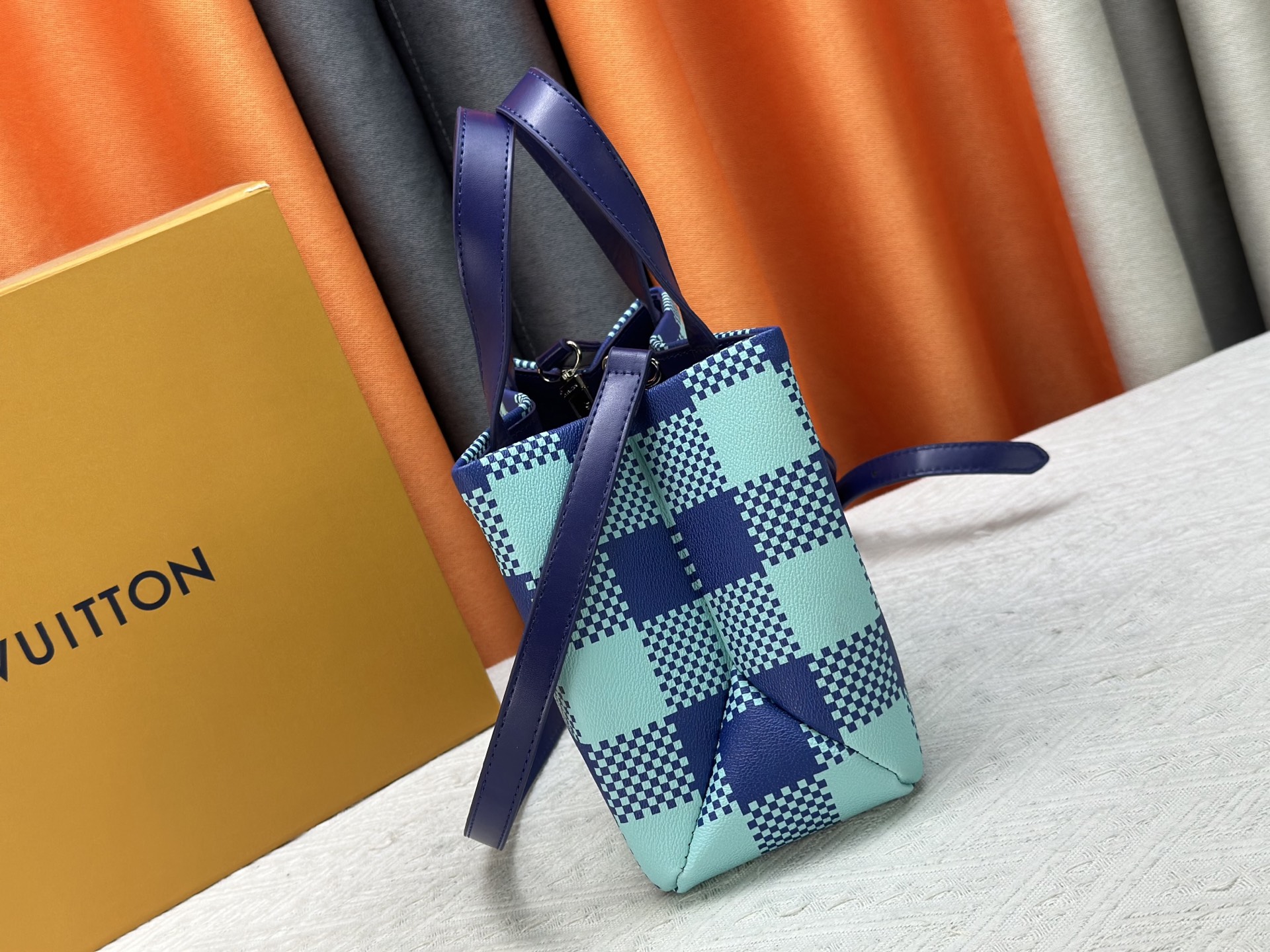 LV Shopping Bag