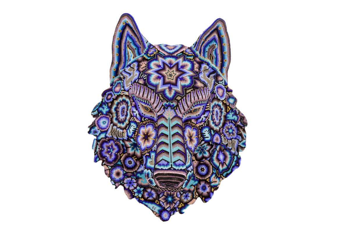 Cabeza de Lobo – Obra de Arte Huichol