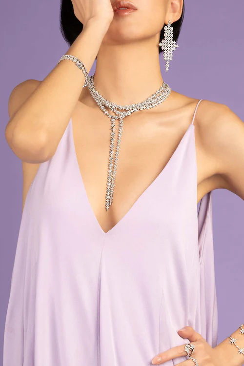 Girocollo pavé a cravatta con météorites e cerchi