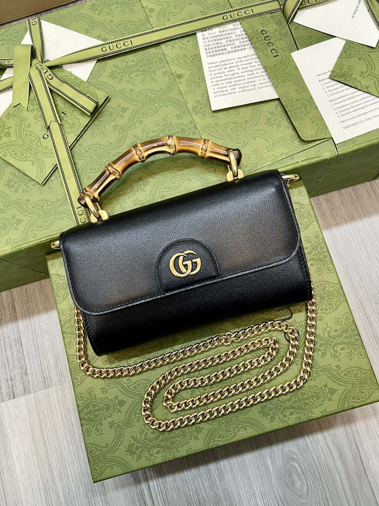 Gucci bamboo joint double G chain baguette bag