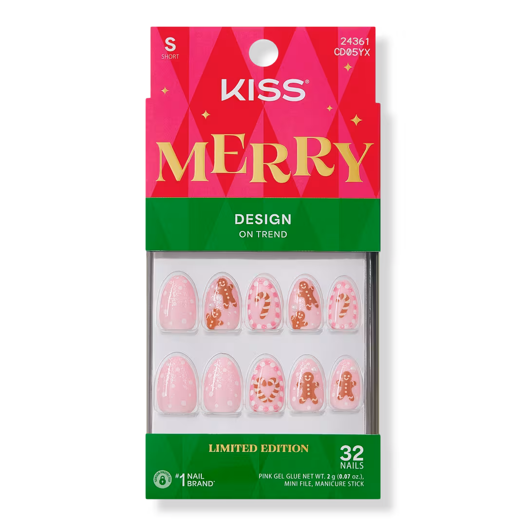 Kiss  Core Design Short Almond Press On Nails, Blanket Season