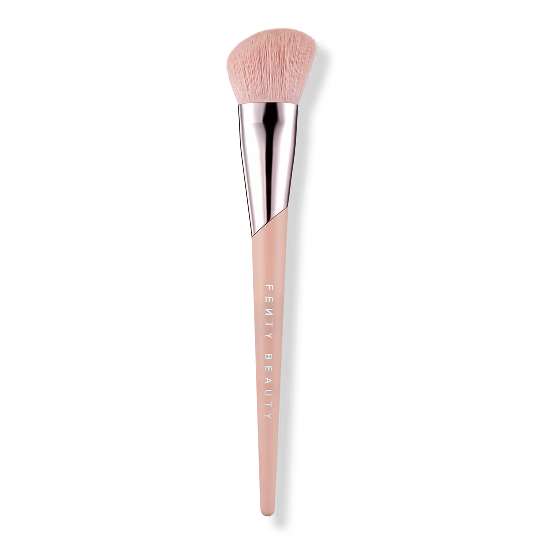 FENTY BEAUTY by Rihanna  Face Shaping Brush 125