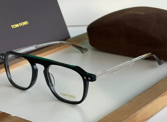 Cartier eyeglasses 4