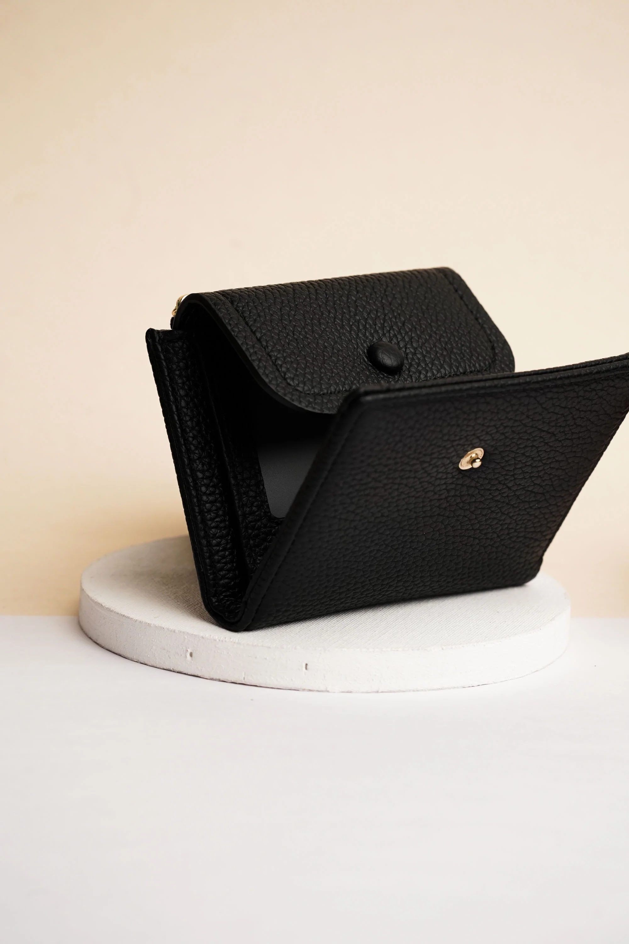 Groove Black Wallet