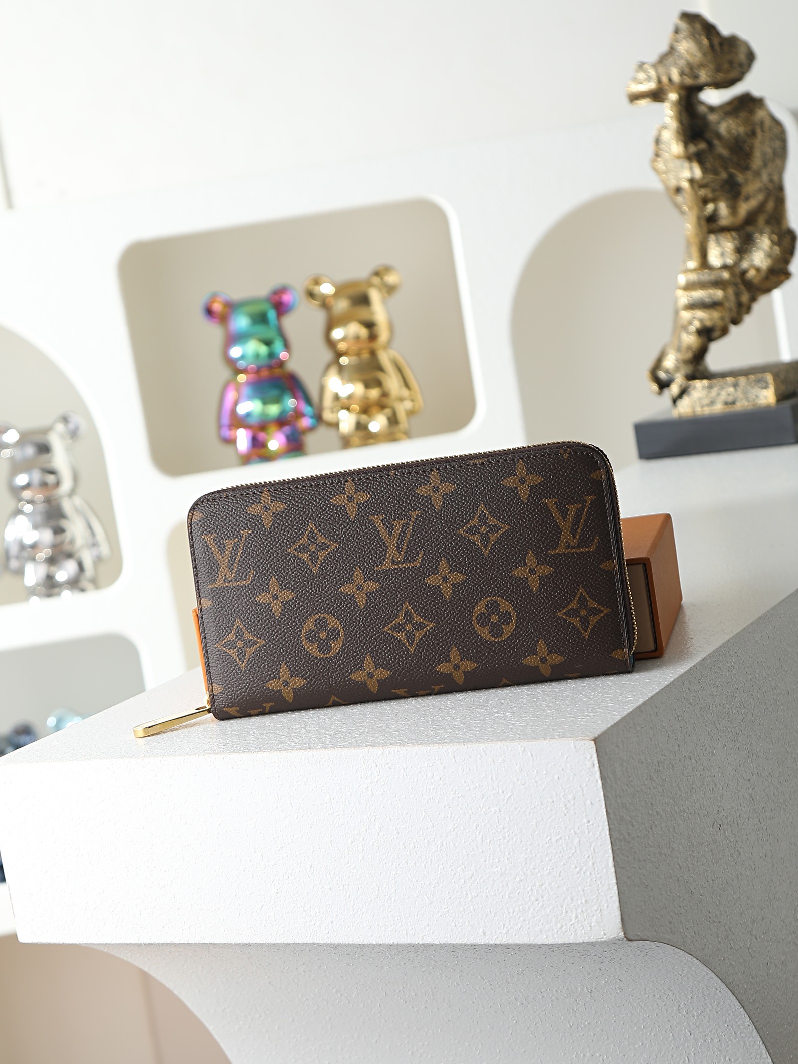 LV Super Lucky Day Bag