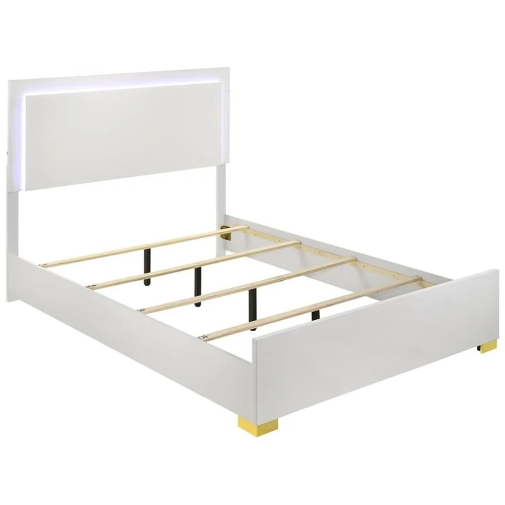 Pemberly Row 4-piece Contemporary Wood Full Bedroom Set White and Gold