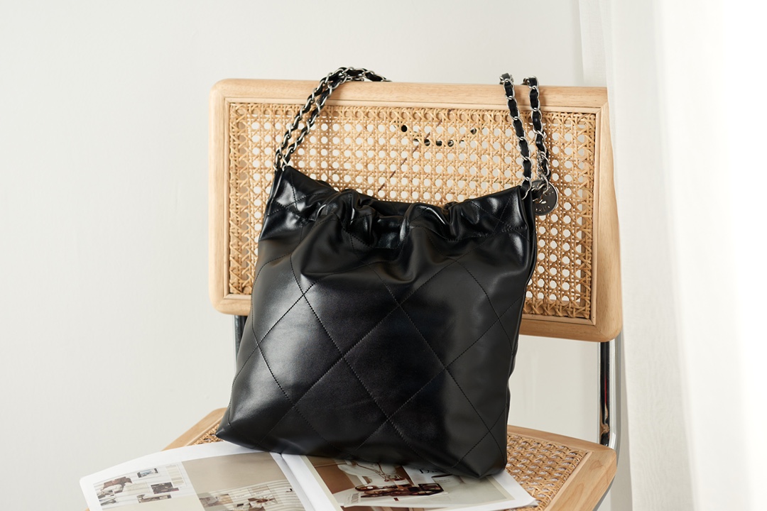 Chanel 22 Handbag Shiny Calfskin & Silver-Tone Black Bag