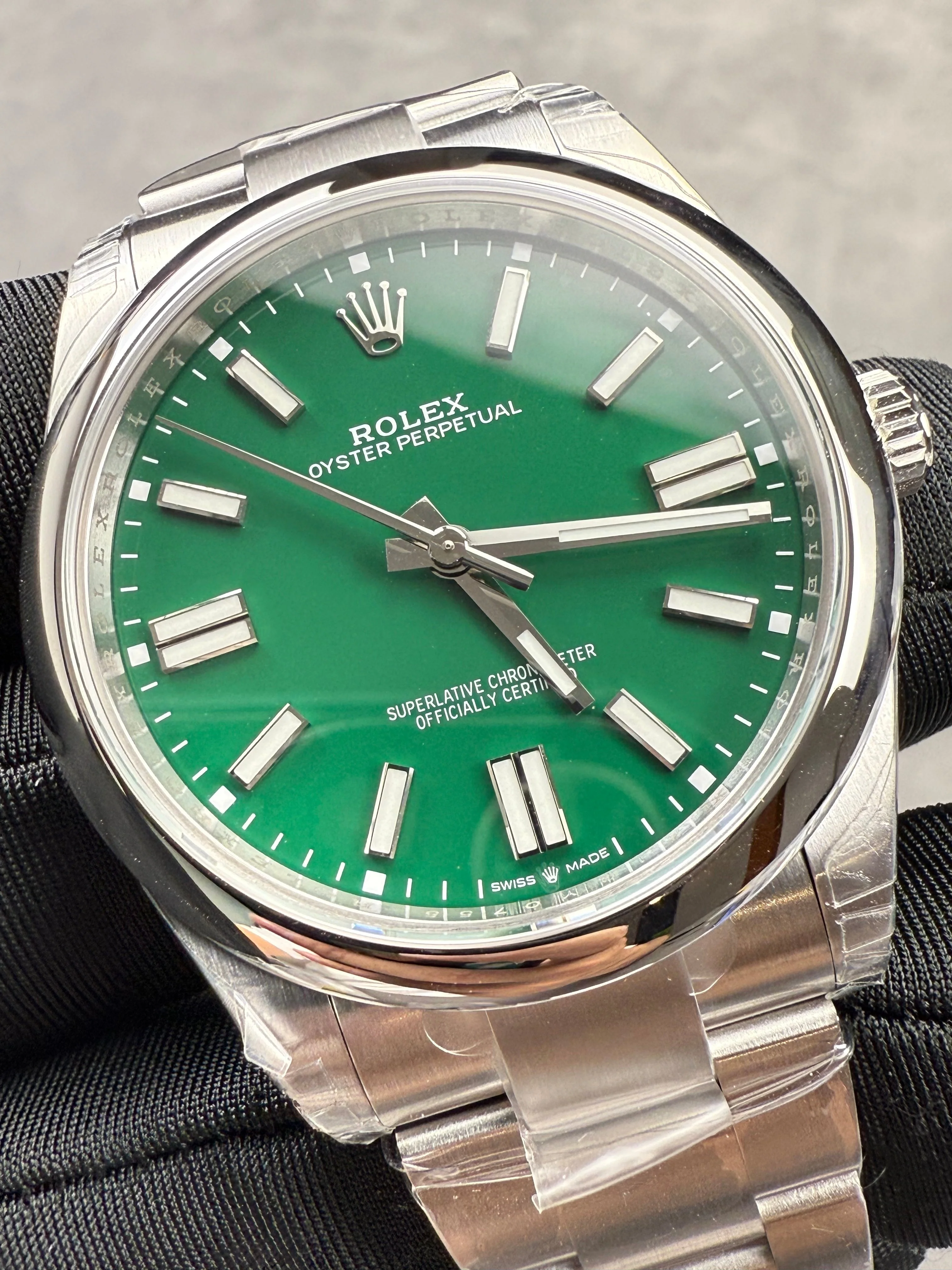 ROLEX Watch OYSTER PERPETUAL 41MM SILVER GREEN