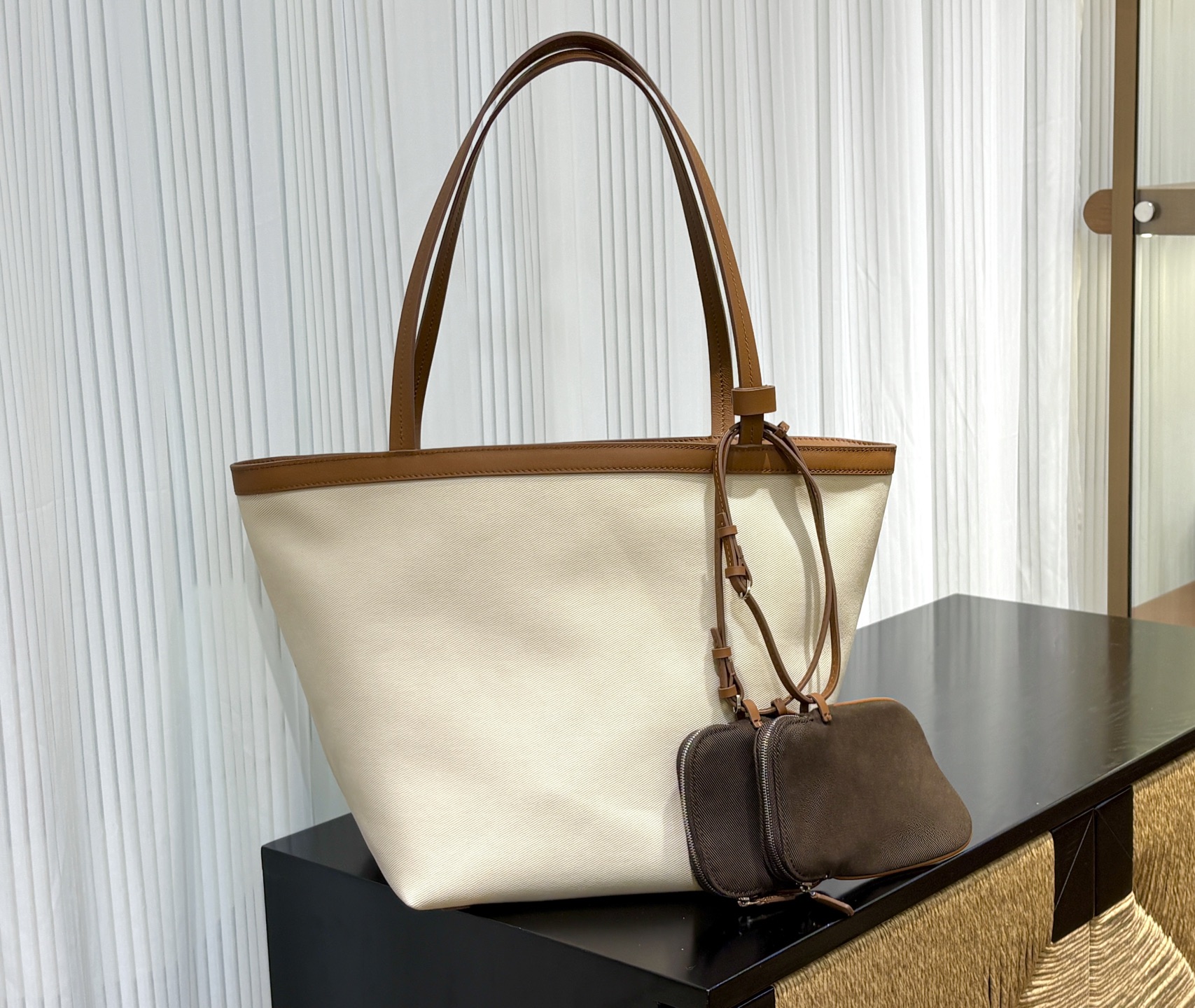 THE Row TR handbag