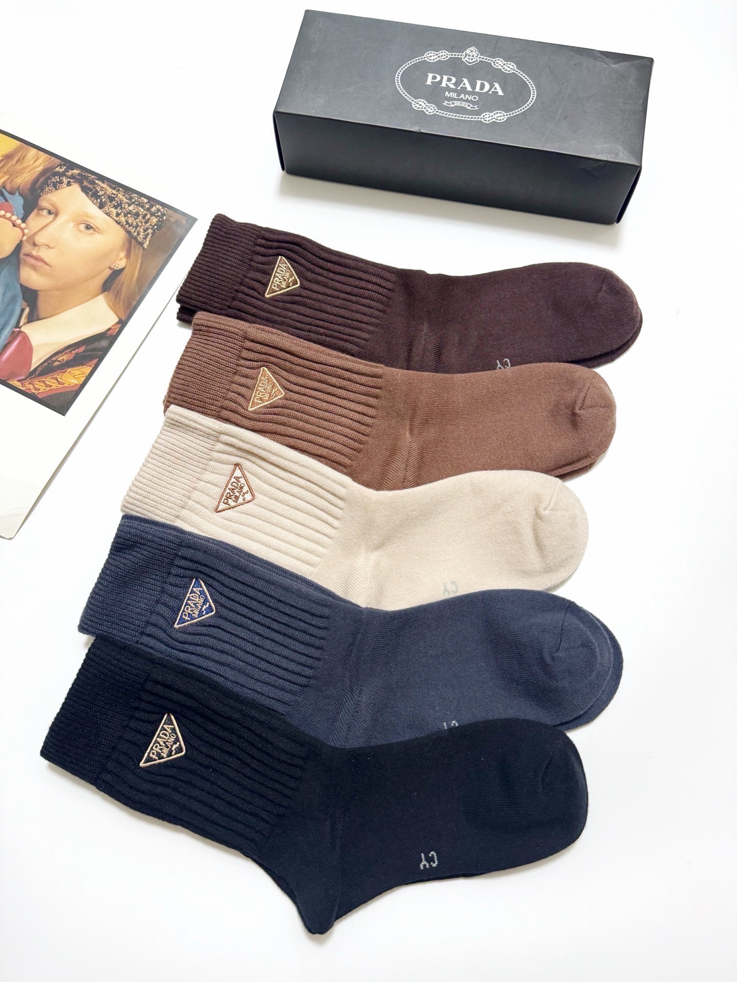 Prada Crew Socks [5 pairs per box]