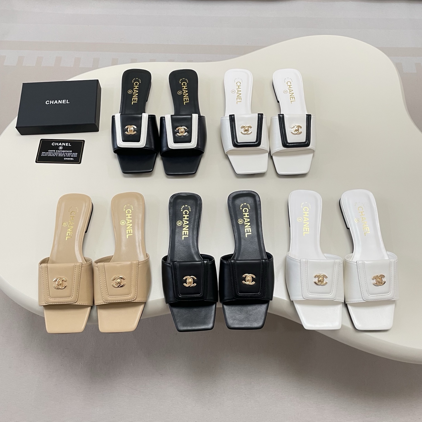 Chanel Smooth Leather Wrapped Contrasting CC Logo Square-Toe Buckle Flat Sandals