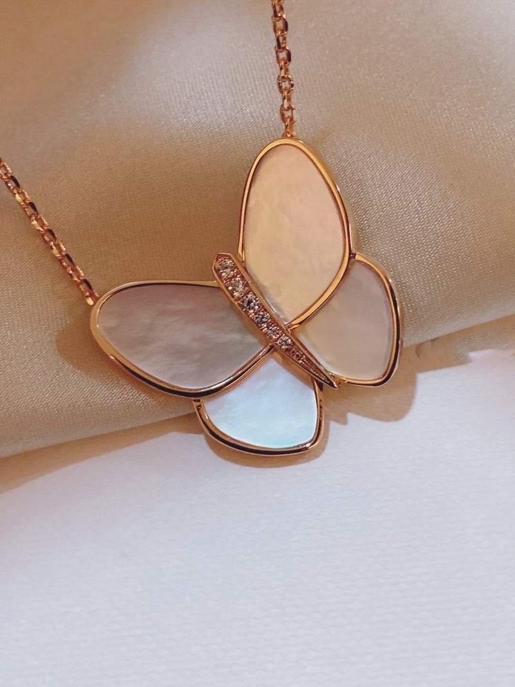 Van Cleef & Arpels Large Butterfly Necklace with Diamonds, Two Butterfly pendant