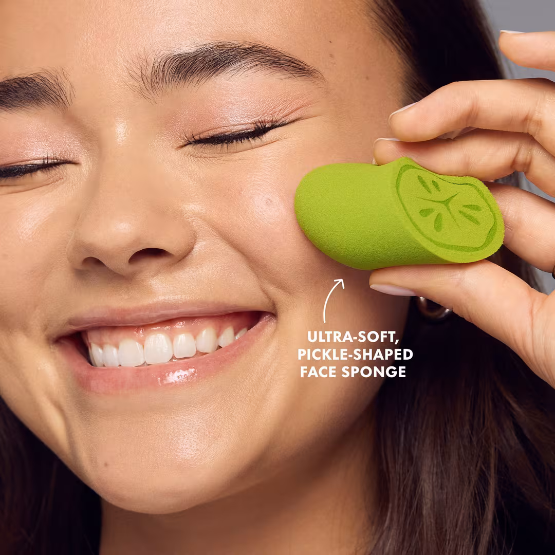e.l.f. Cosmetics  Pickle Makeup Sponge