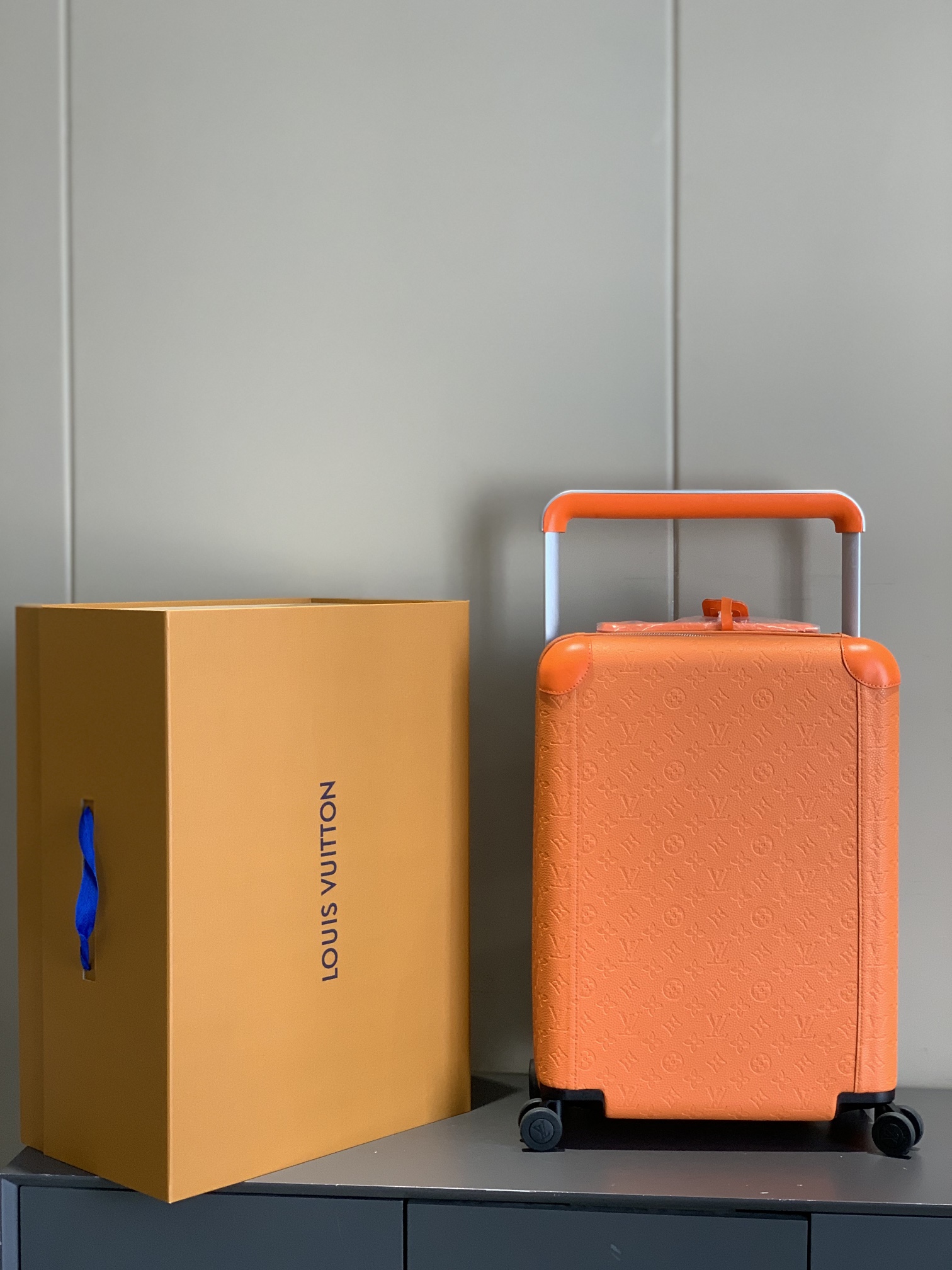 LV HORIZON four-wheel trolley case