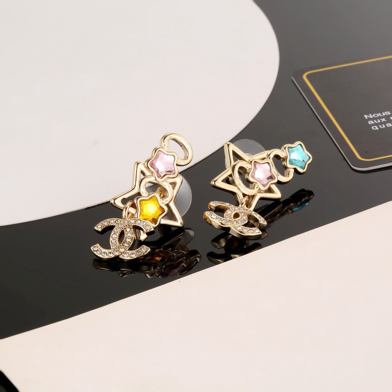 Chanel New Star-Patterned Earrings