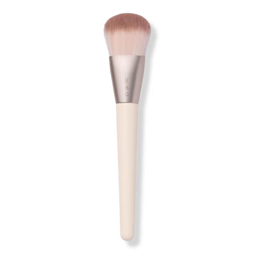ULTA Beauty Collection  Tapered Foundation Brush 104