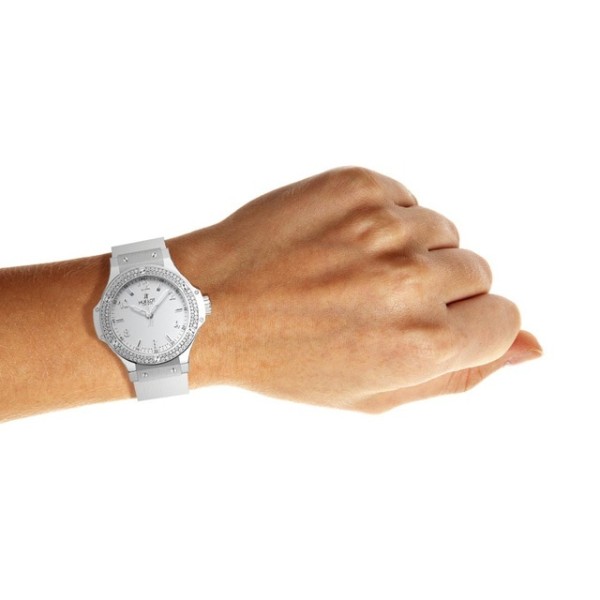 Replica Hublot Big Bang Women Quartz White Rubber Watch 361.SE.2010.RW.1104