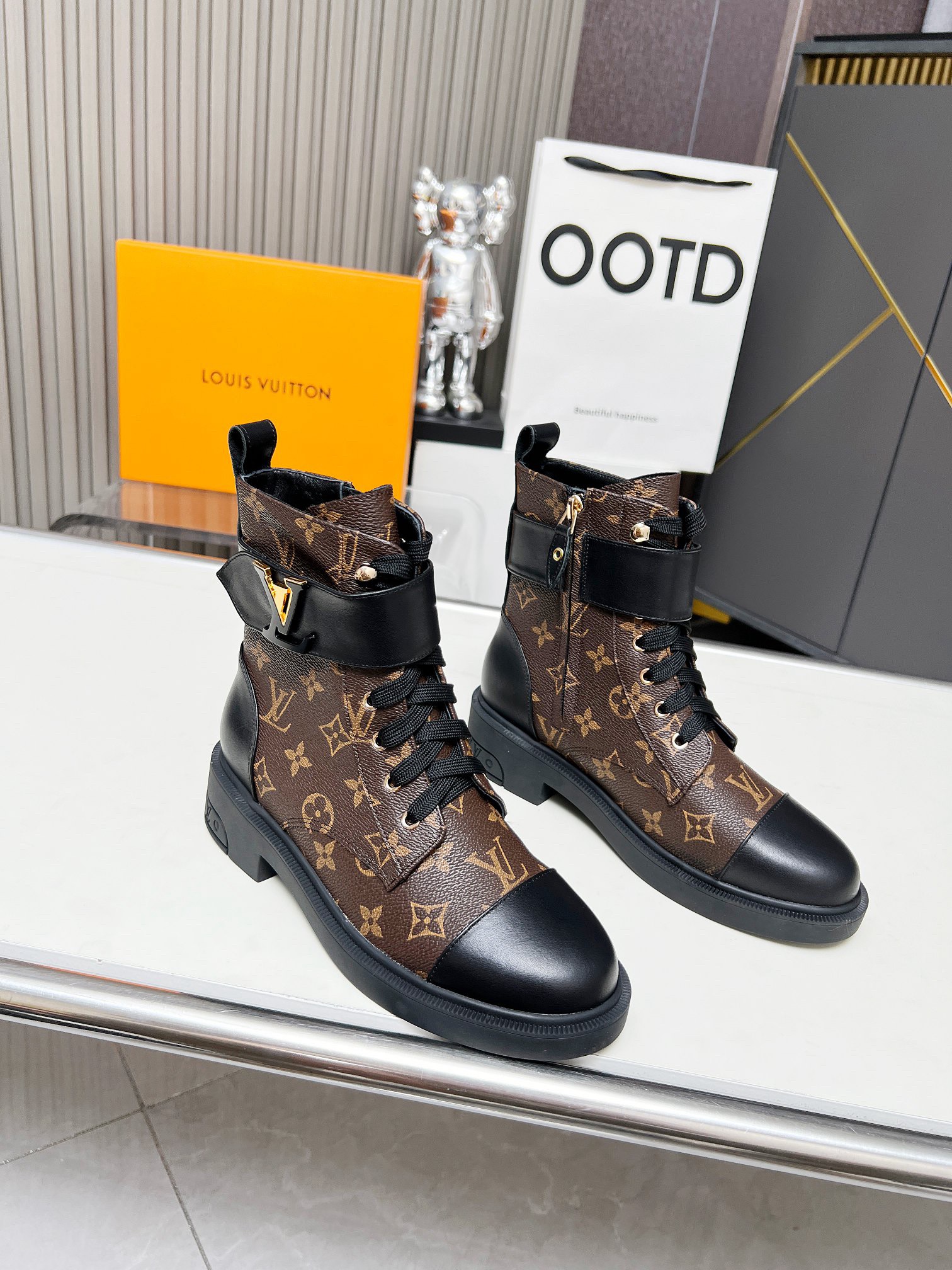 LV Citizen Flat Ranger