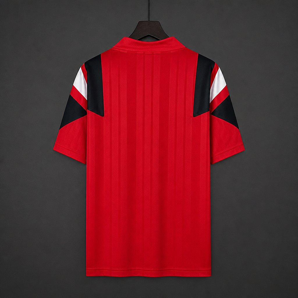 2026/2027 Manchester United Retro version training suit Football Shirts (Fans version)