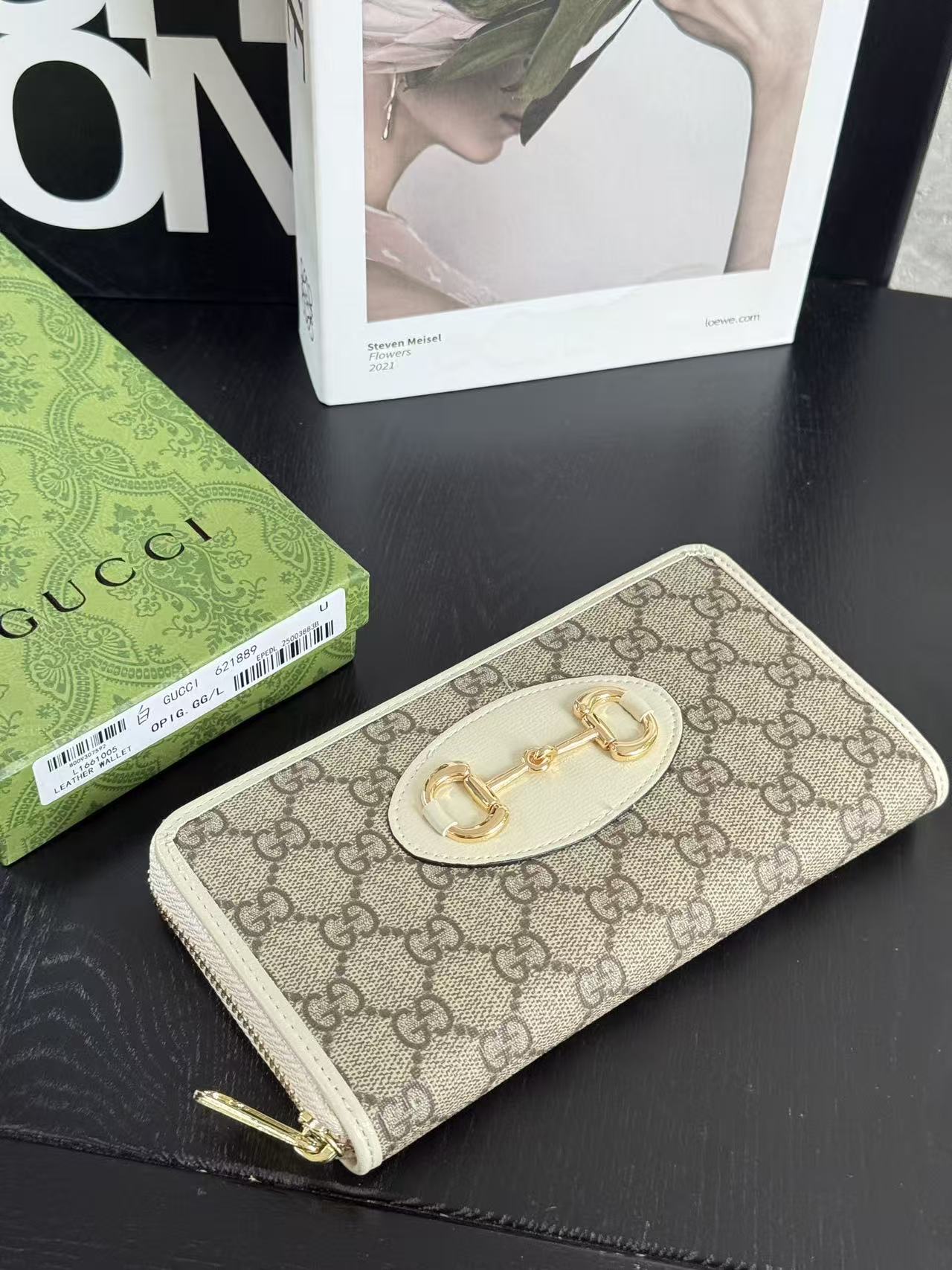 Gucci Zipper Wallet