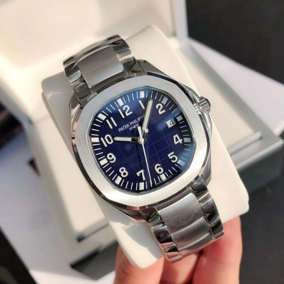 Patek Watch AQUANAUT STAINLESS STEEL BLUE DIAL