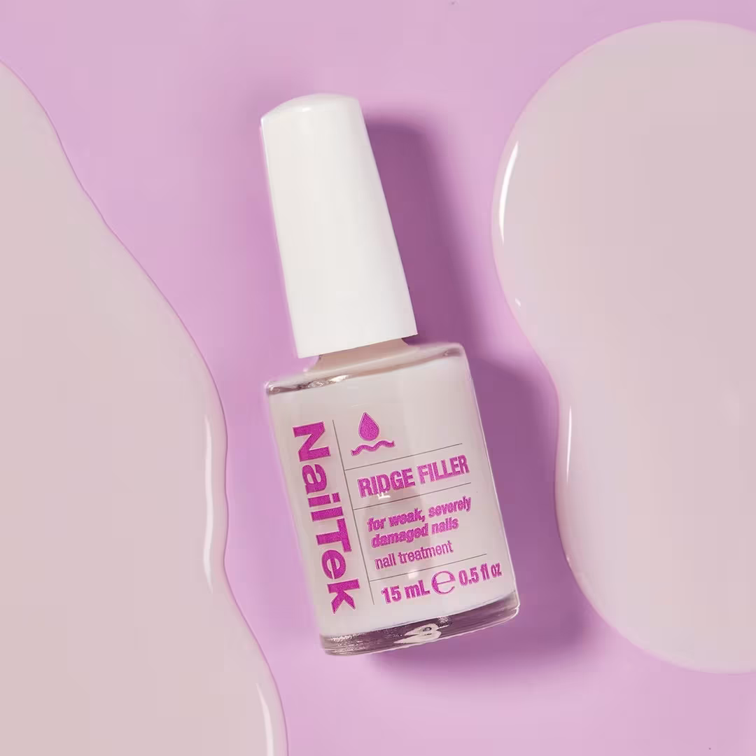 Nail Tek  Ridge Filler Base Coat for Severely Damaged Nails