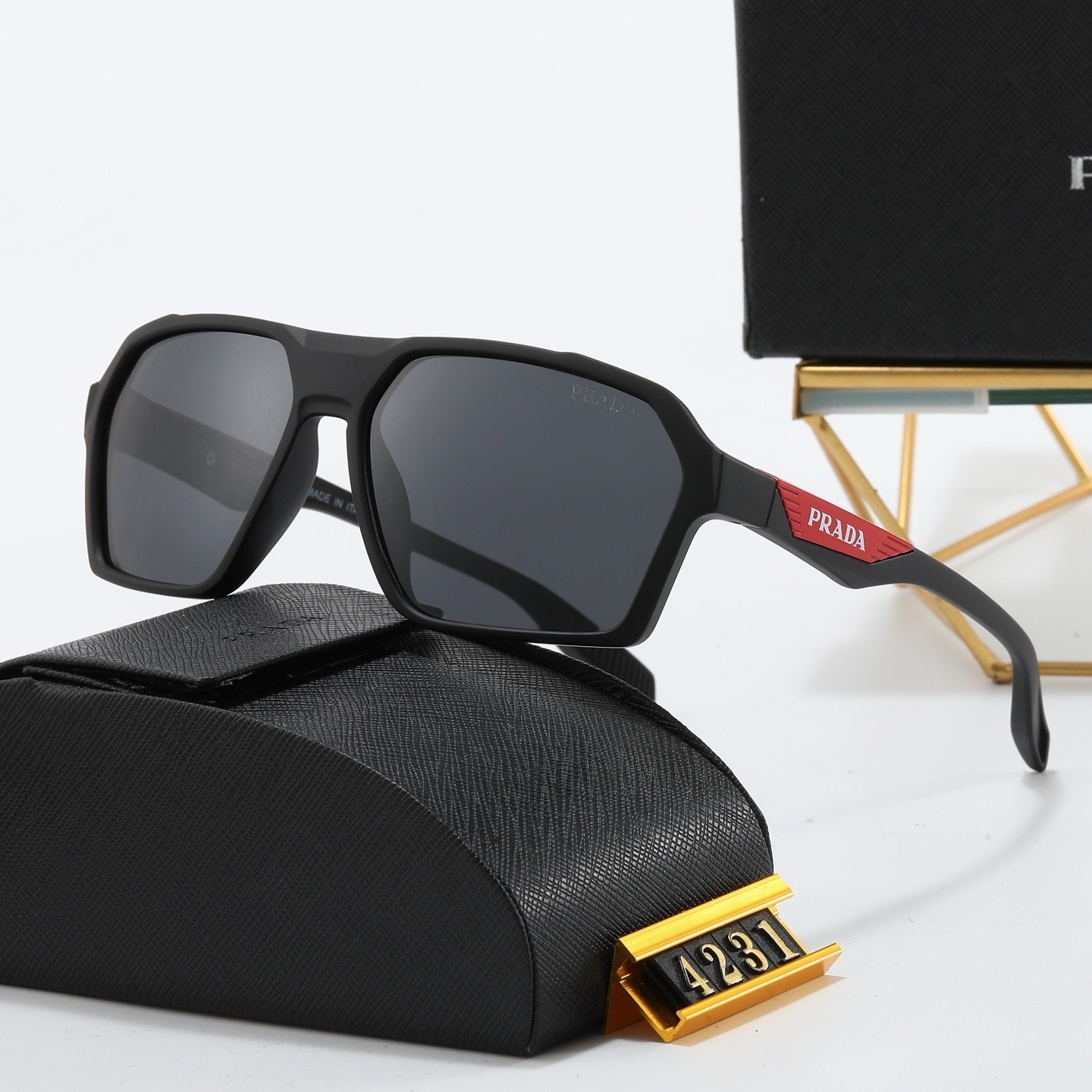 Prada Fashionable Sunglasses