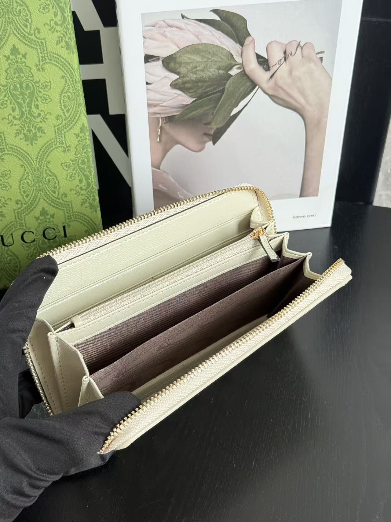 Gucci Zipper Wallet