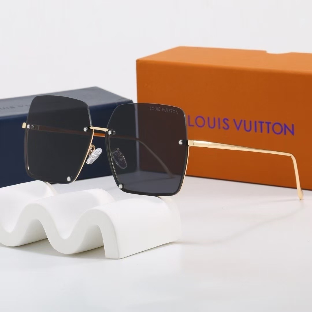 LV Fashionable Sunglasses