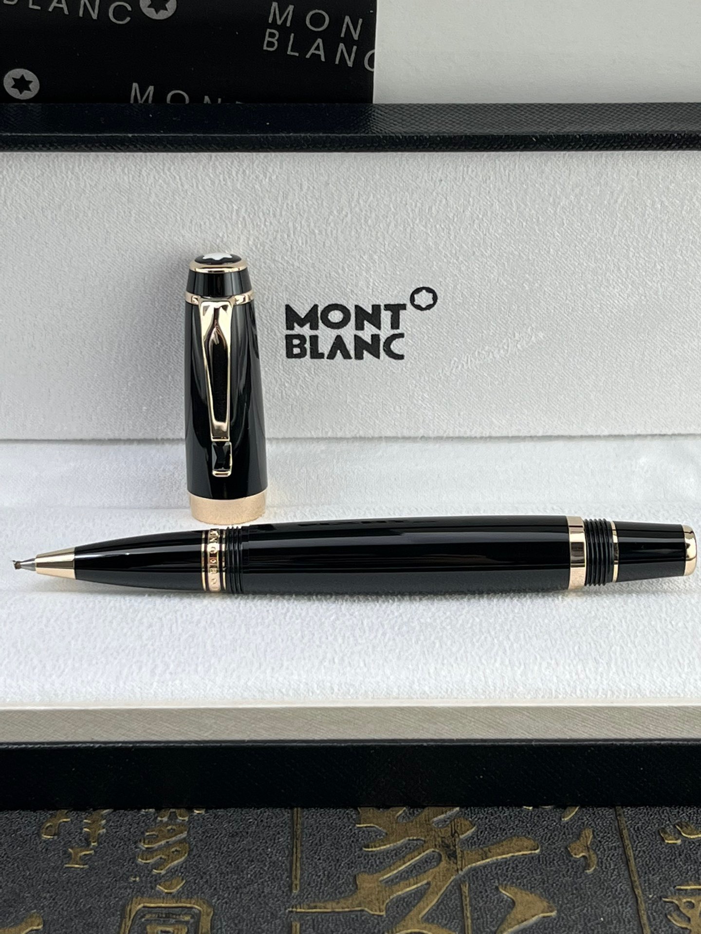 Montblanc Pens32