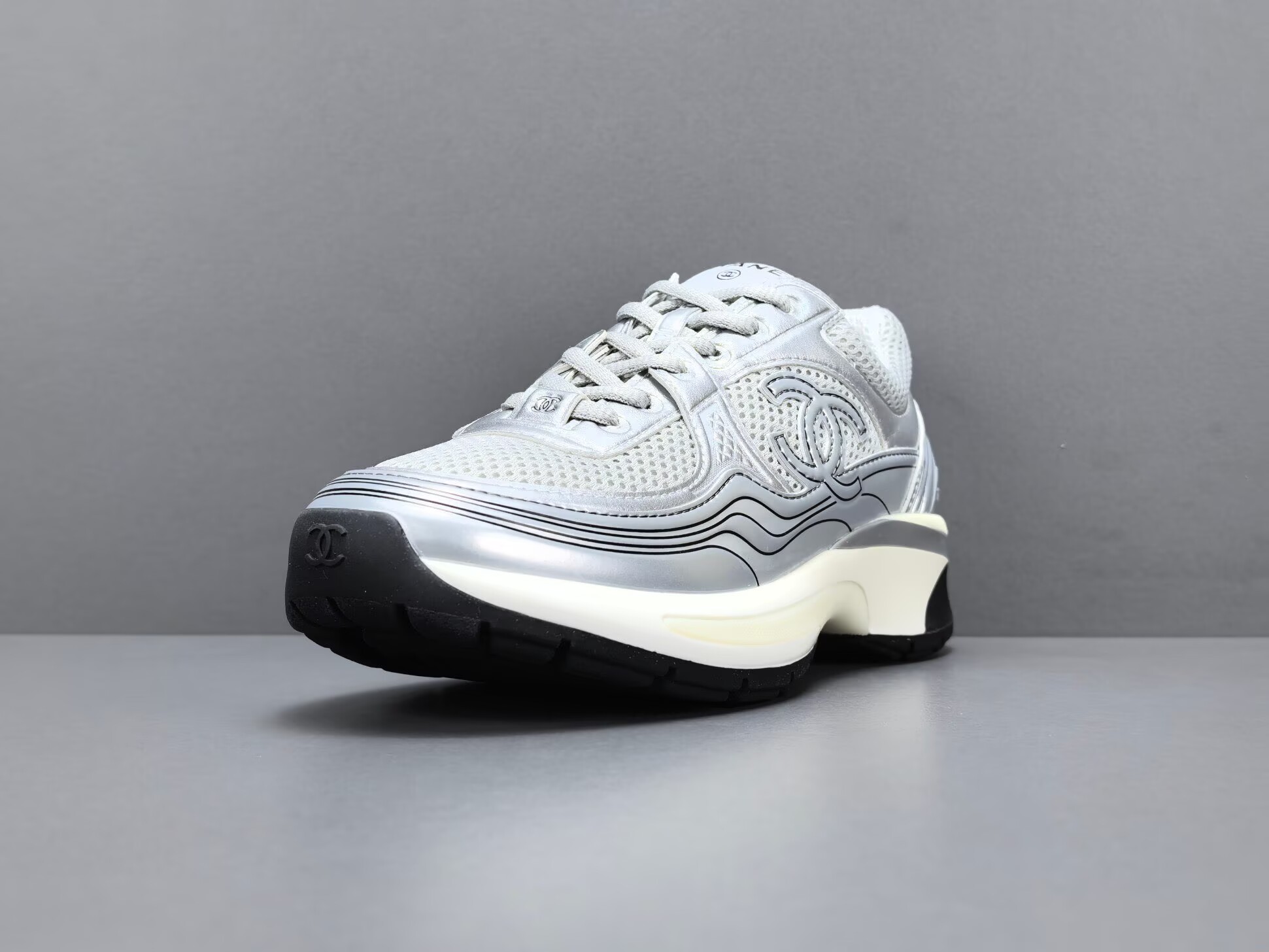 CHNE1 Leather Low Top Sneakers - CCSHOES