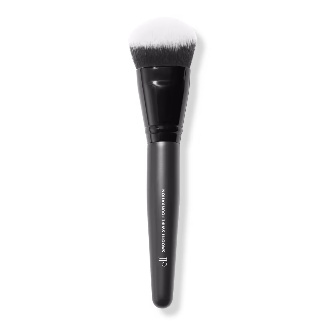 e.l.f. Cosmetics  Smooth Swipe Foundation Brush
