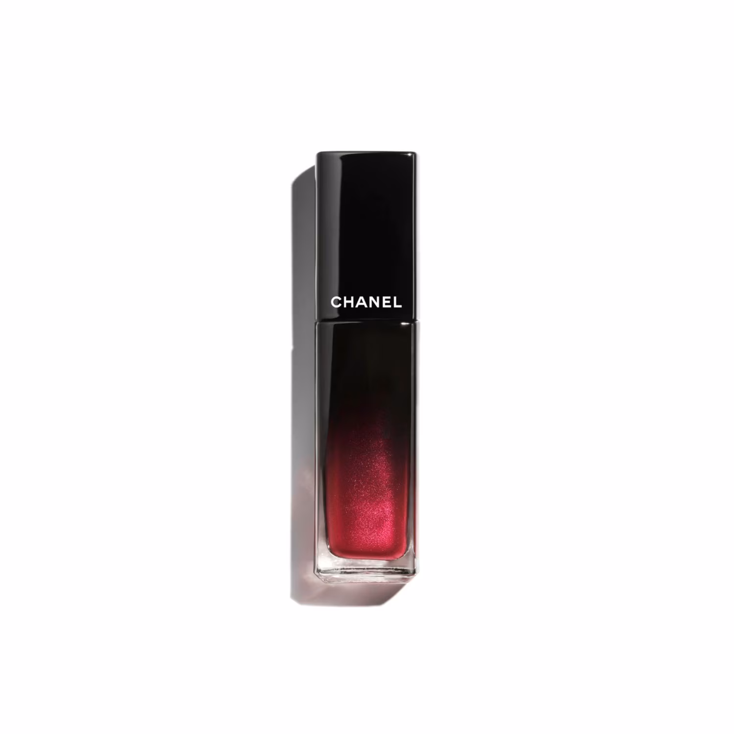 LAQUE DER GLÄNZENDE FLUID-LIPPENSTIFT MIT LANGEM HALT