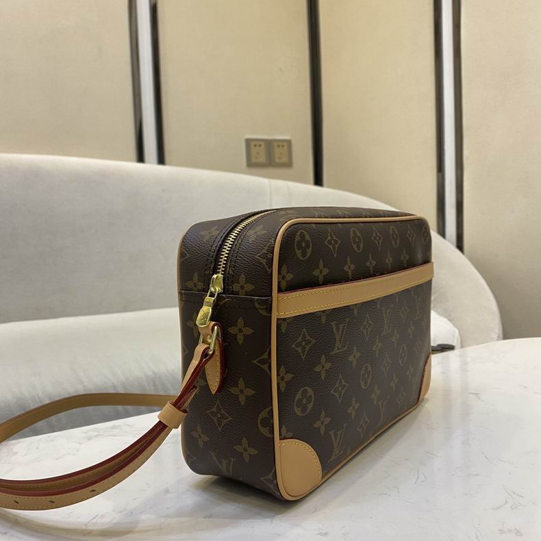 LV M51272 29x19x7.5 cm gf