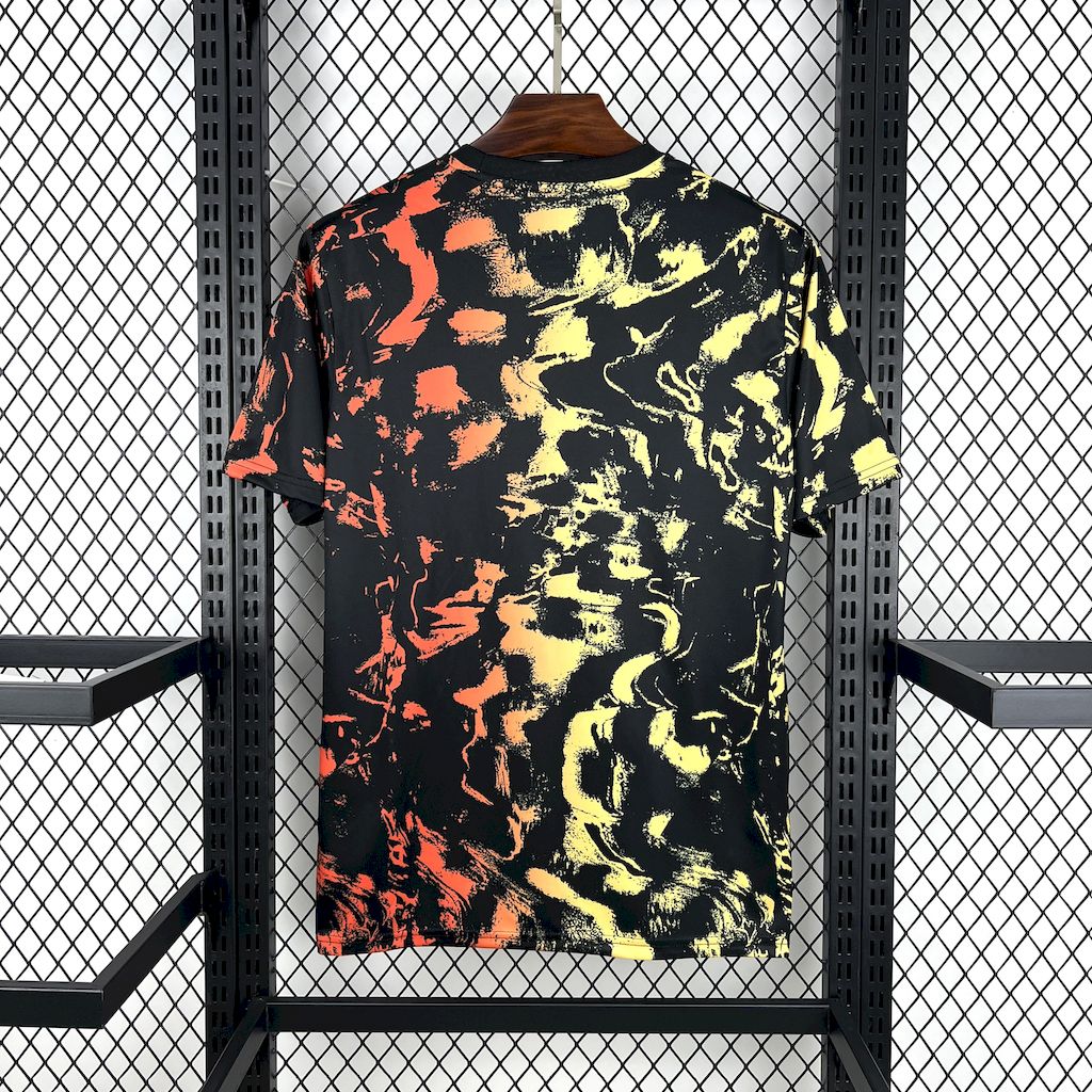 2025/2026 Newcastle United Pre-match Training Football Shirt （Fans）