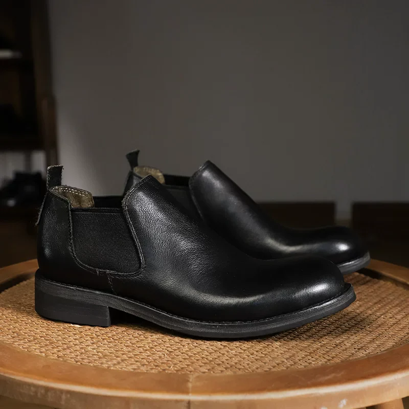 Men's handmade Chelsea casual leather shoes