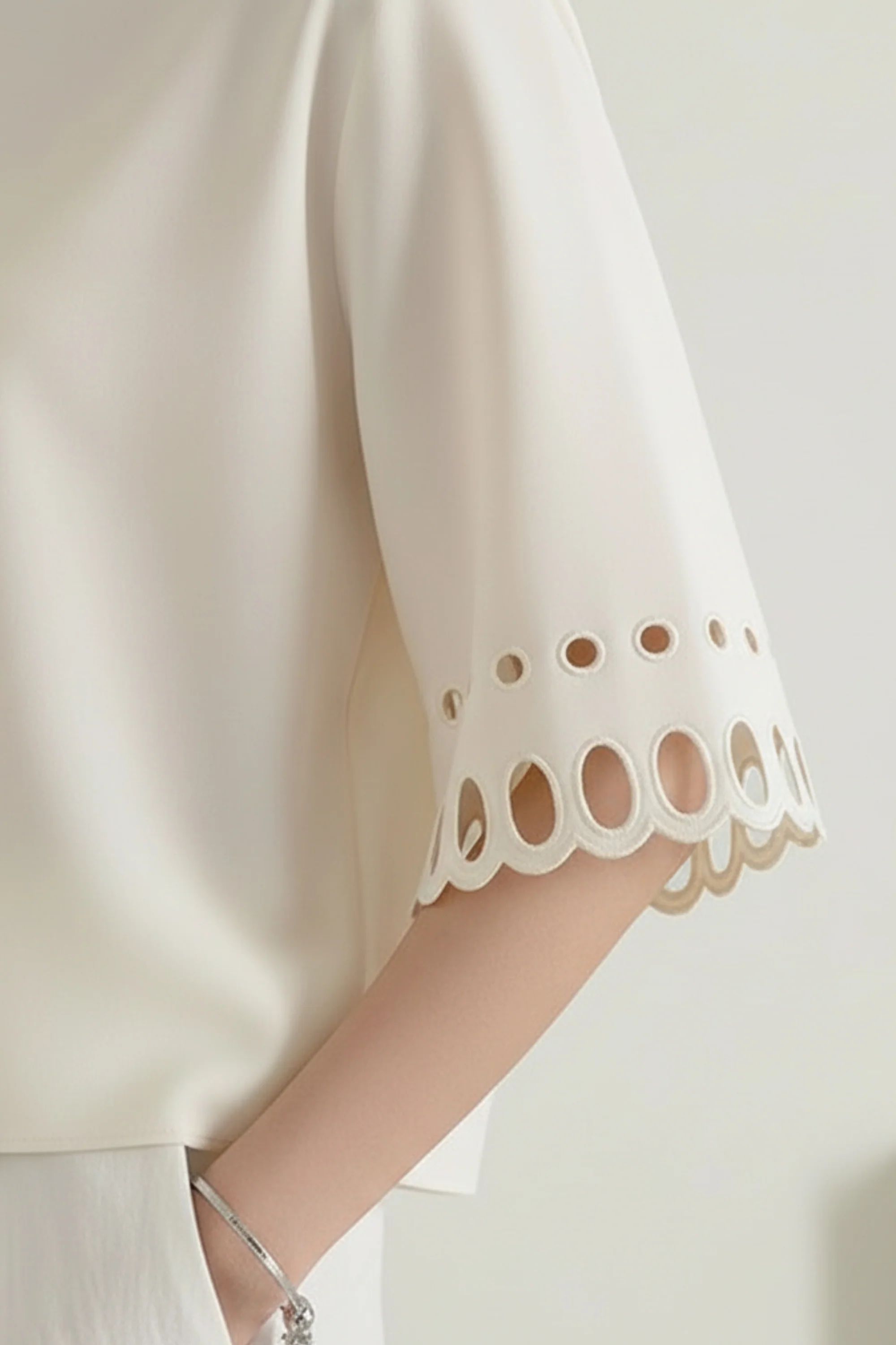 Amara Bonewhite Scalloped Crop Top